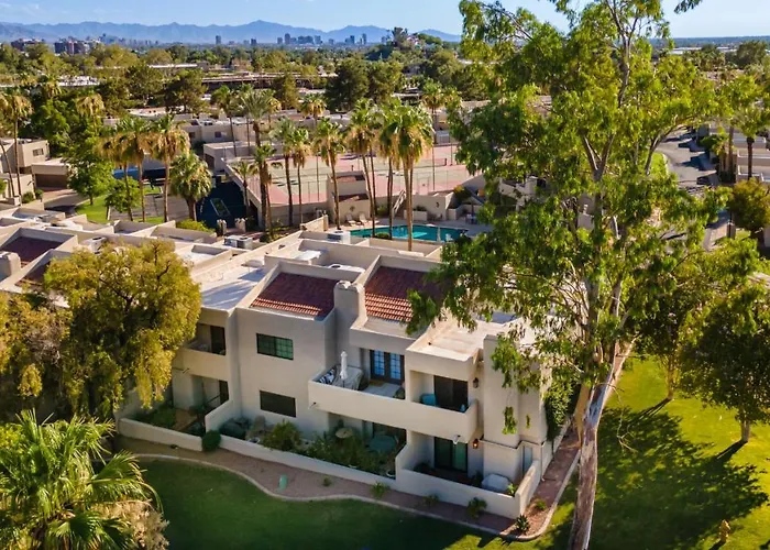 Style Living In Phoenix's Exclusive Gated Community! Casa vacanze Phoenix